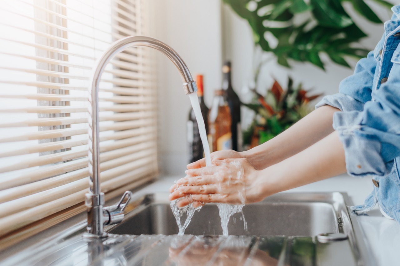 kitchen faucet